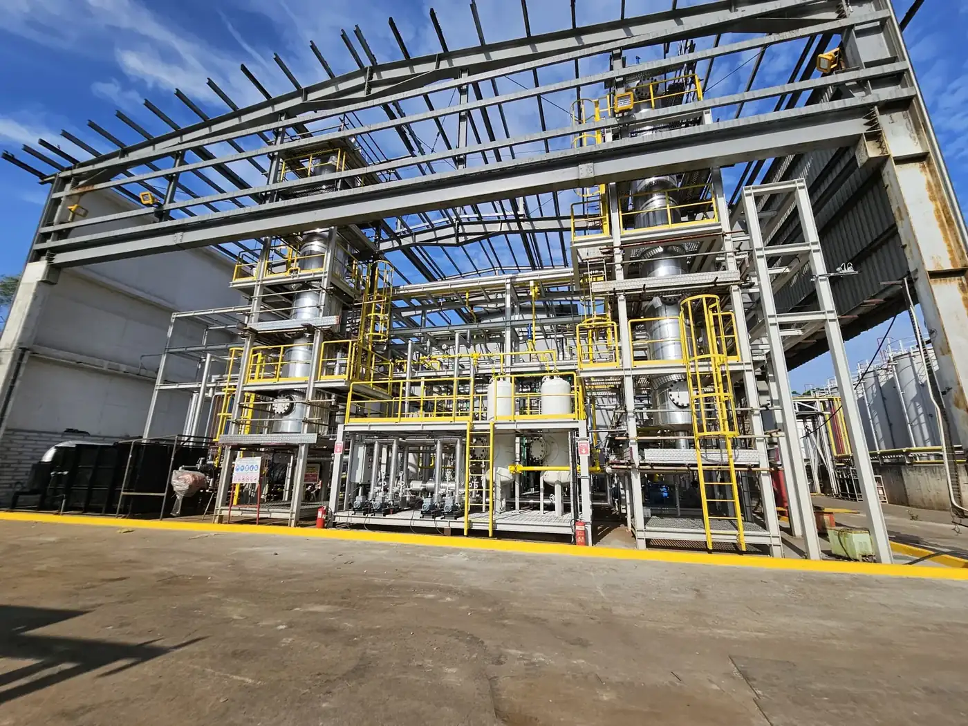 ECI refining block
